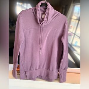 Te Verde Women's Purple Sweater